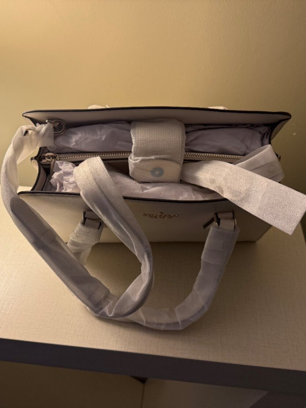 New Kate Spade Bag - Picture 4 of 6